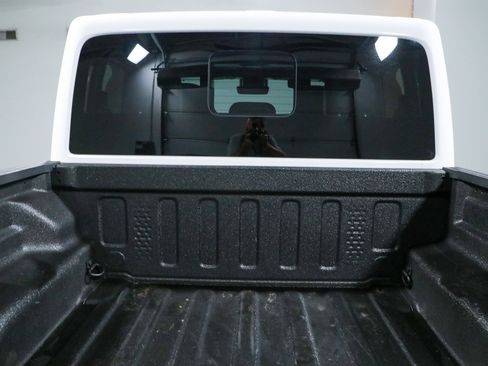 Used 2021 Jeep Gladiator Mojave AWD/4WD image 28