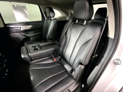 Used 2023 Acura MDX SH-AWD w/ Technology Package image 18