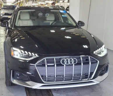 Used 2025 Audi A4 2.0T allroad Premium Plus AWD/4WD image 2