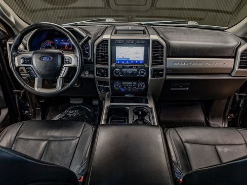 Used 2020 Ford F250 Lariat image 18