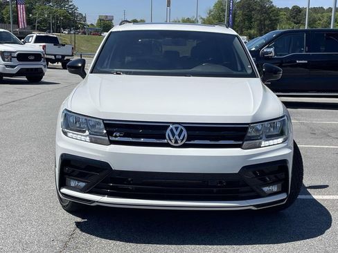 Used 2021 Volkswagen Tiguan SE R-Line FWD image 7