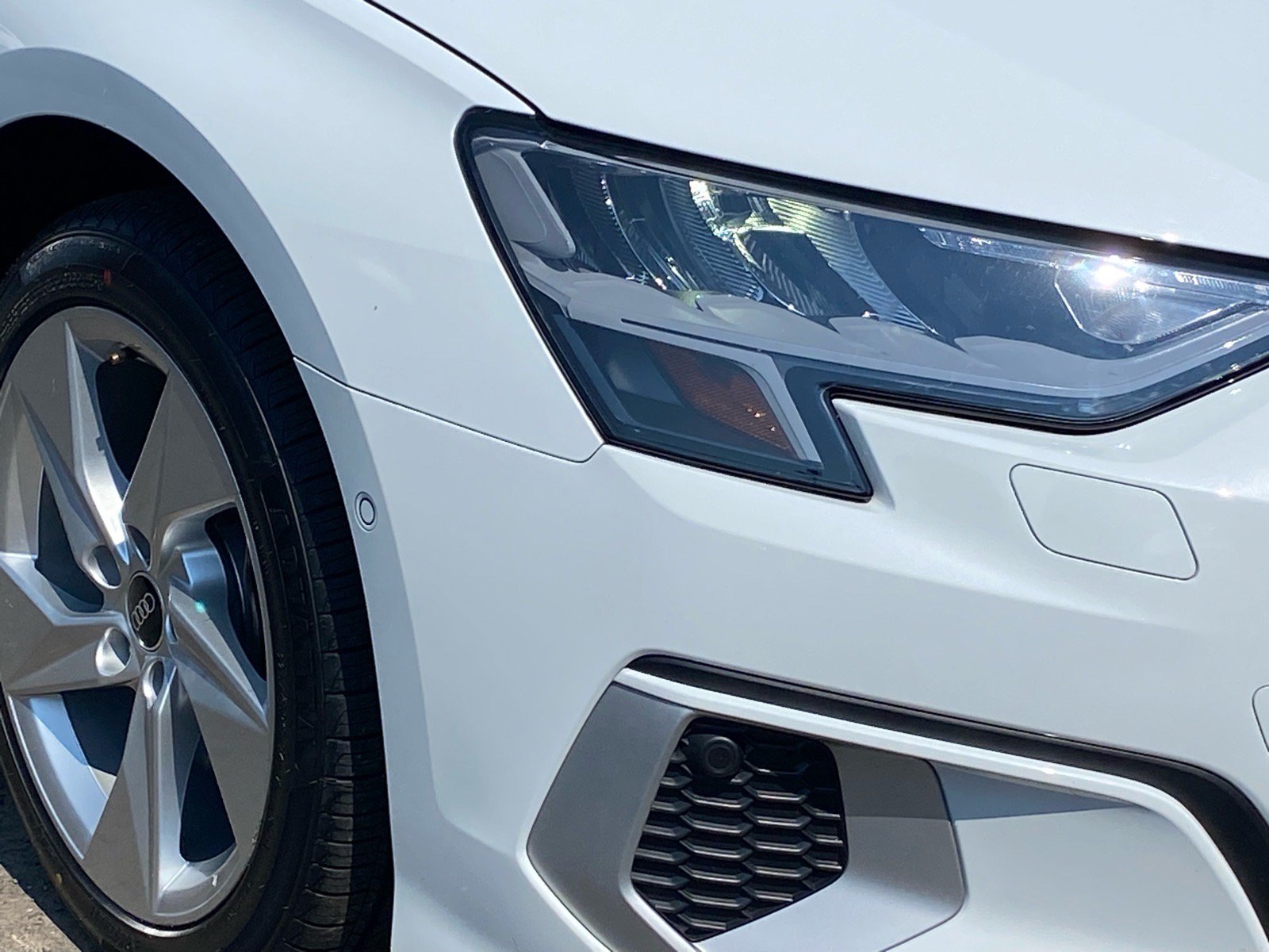 Used 2022 Audi A3 2.0T Premium FWD image 3