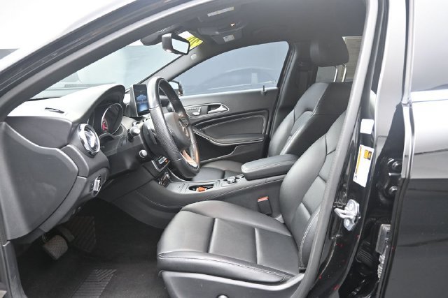 Certified 2020 Mercedes-Benz GLA 250 image 17