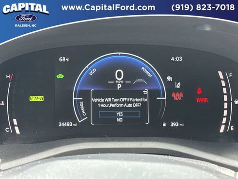 Used 2025 Toyota Camry SE w/ Convenience Package FWD image 25