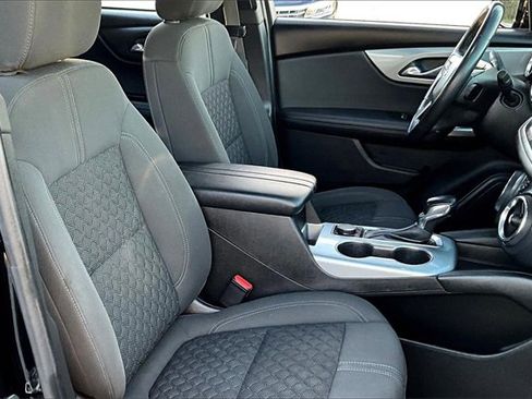 Used 2019 Chevrolet Blazer LT image 7