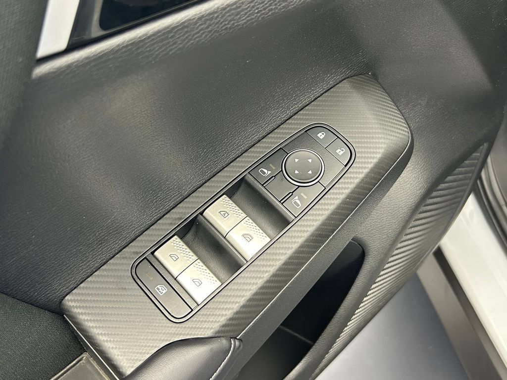 Used 2024 Mitsubishi Outlander ES FWD image 42
