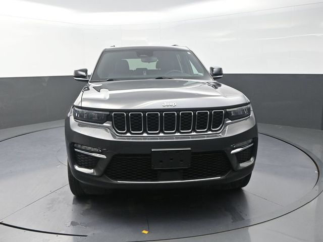 Used 2024 Jeep Grand Cherokee Limited AWD/4WD image 4