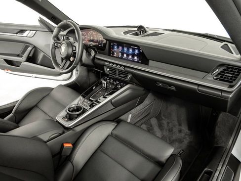 Certified 2026 Porsche 911 Carrera image 21