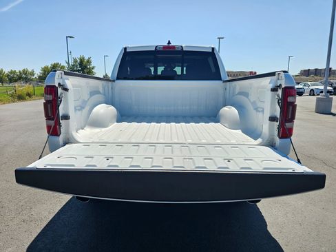 Used 2022 RAM 1500 Laramie AWD/4WD image 14