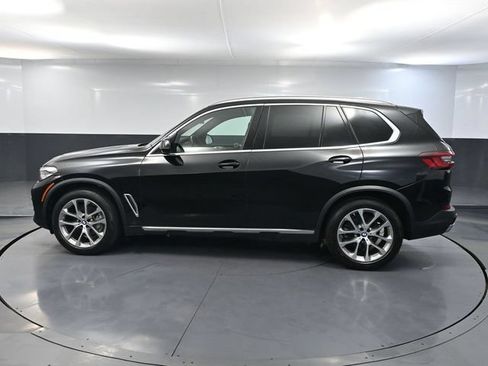 Used 2022 BMW X5 xDrive40i AWD/4WD image 10