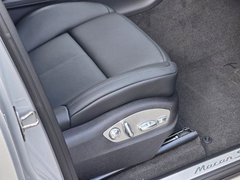 New 2026 Porsche Macan S image 37