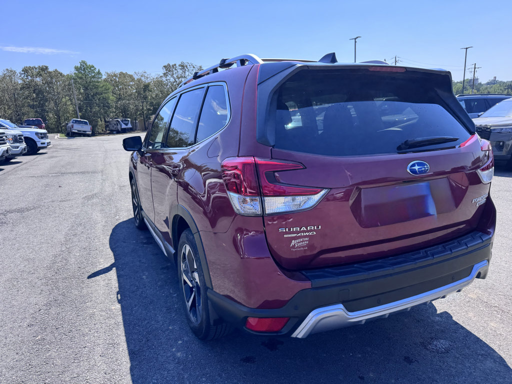Used 2024 Subaru Forester Touring w/ POP Package 3 AWD/4WD image 7