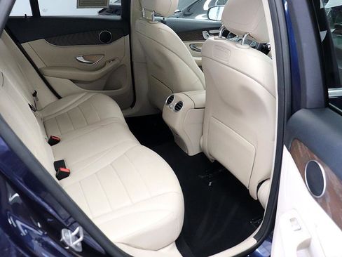 Used 2019 Mercedes-Benz GLC 300 image 14