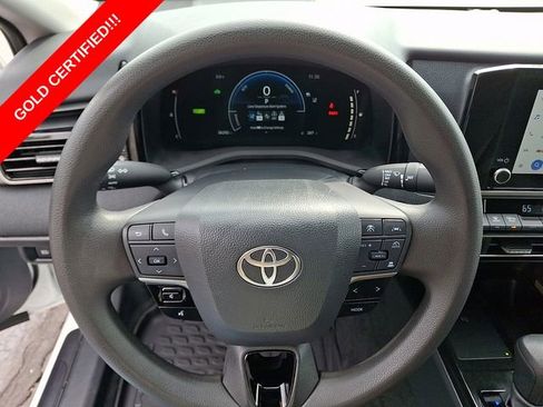 Certified 2025 Toyota Camry LE FWD image 18