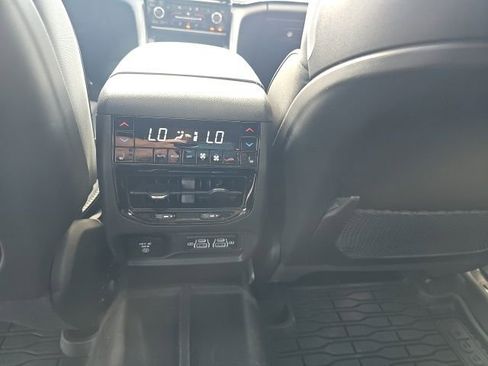 Used 2023 Jeep Grand Cherokee Overland w/ Luxury Tech Group IV image 29