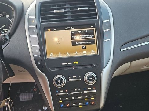 Used 2019 Lincoln MKC Reserve w/ MKC Climate Package image 6