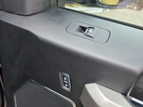 Used 2016 Ford F150 Lariat w/ Equipment Group 502A Luxury image 38