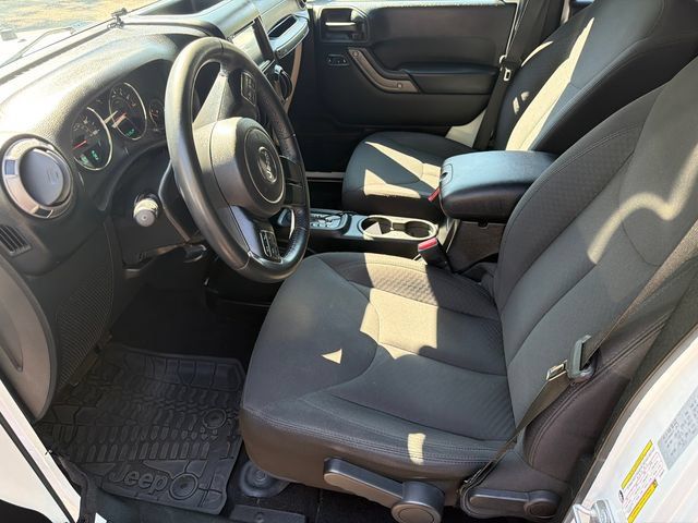 Used 2018 Jeep Wrangler Unlimited Sport S AWD/4WD image 4