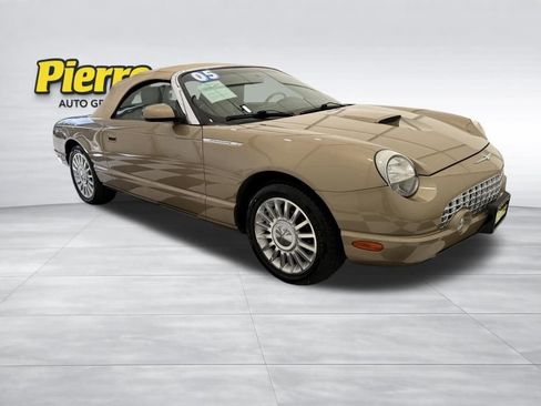 Used 2005 Ford Thunderbird RWD image 8