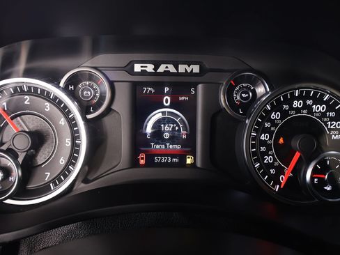 Used 2022 RAM 2500 Big Horn AWD/4WD image 4