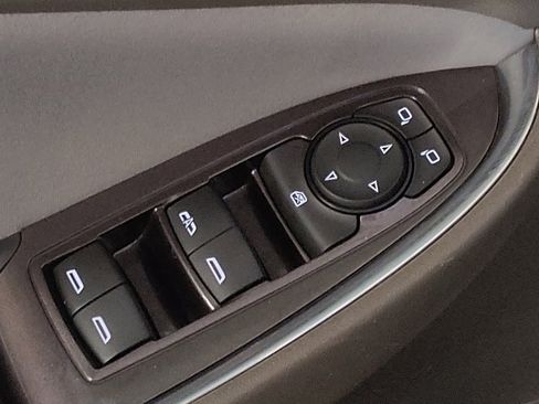 Used 2022 Chevrolet Malibu LT image 27