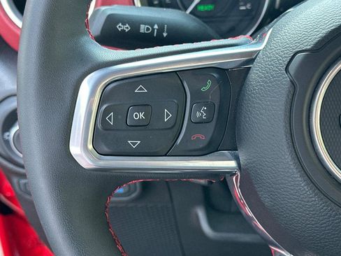 Used 2023 Jeep Wrangler Unlimited Rubicon 4xe image 27