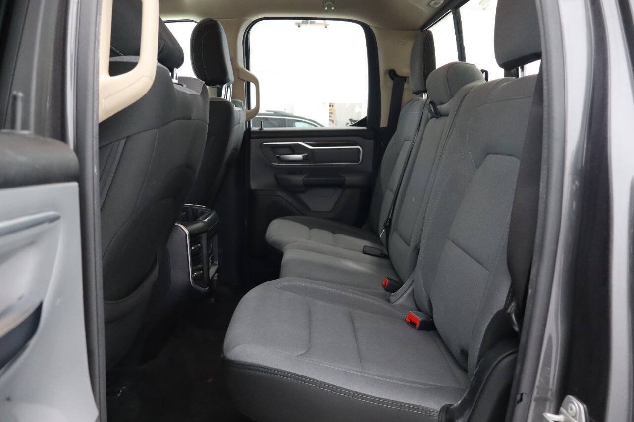 Used 2020 RAM 1500 Big Horn RWD image 13