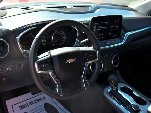 Used 2025 Chevrolet Blazer LT FWD image 14