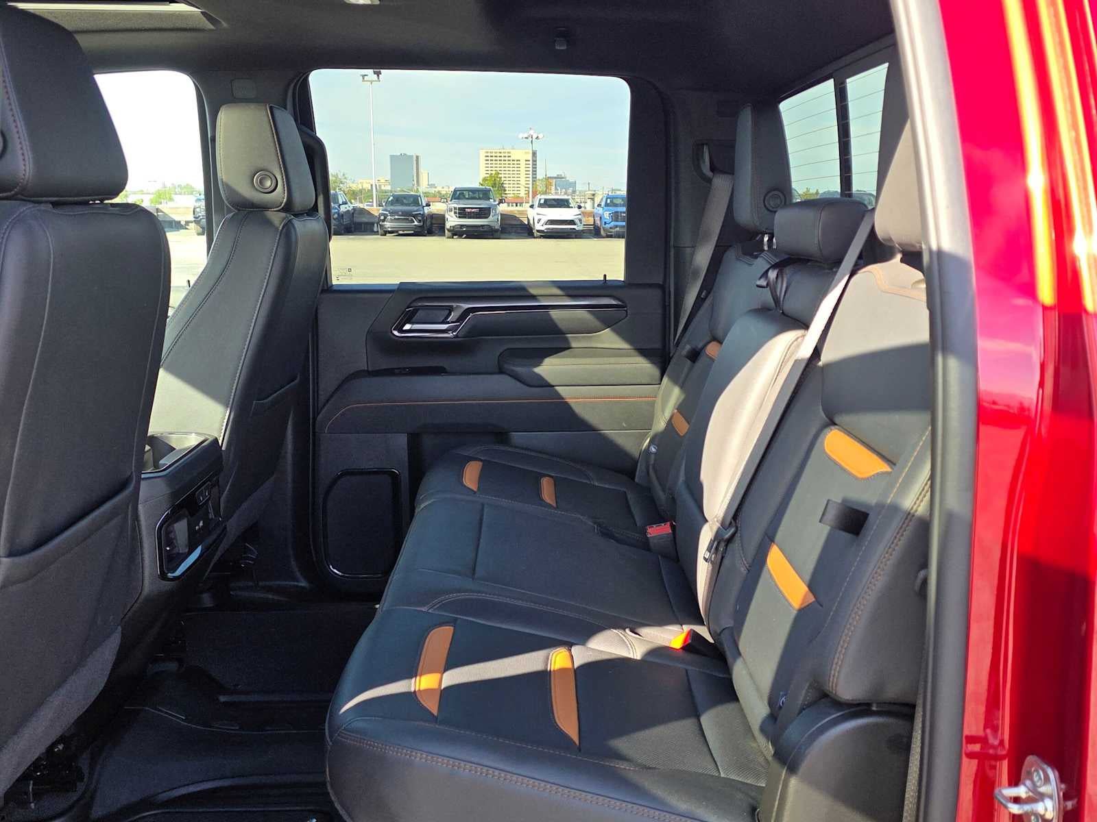 Certified 2025 GMC Sierra 2500 AT4 w/ AT4 Premium Plus Package AWD/4WD image 16