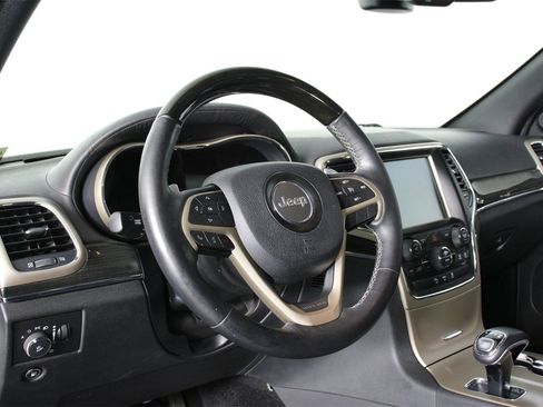 Used 2015 Jeep Grand Cherokee Overland image 14