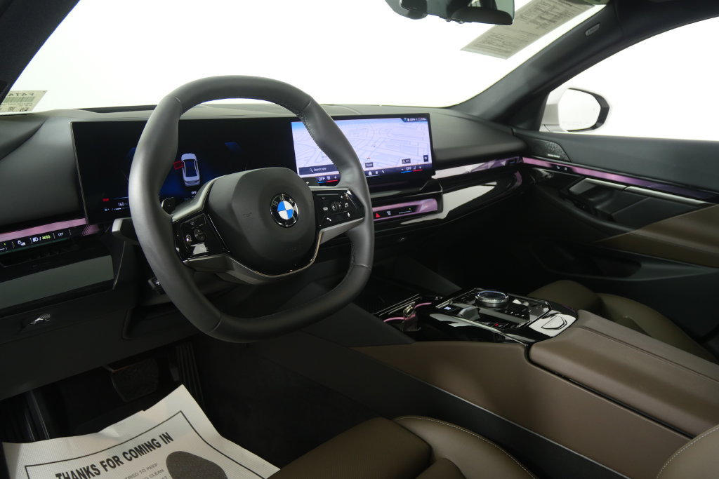 Certified 2026 BMW 530i RWD image 12