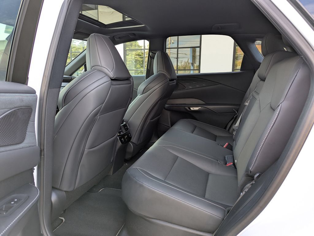 Used 2023 Lexus RX 350 F Sport w/ Cold Area Package AWD/4WD image 36
