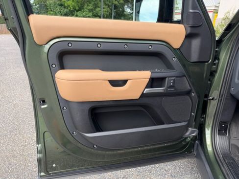 New 2026 Land Rover Defender 110 S AWD/4WD image 20