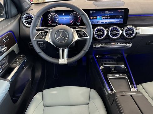 New 2026 Mercedes-Benz GLB 250 image 22