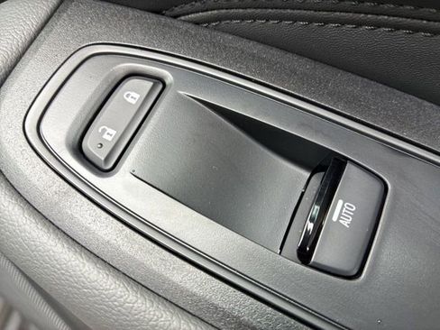 Used 2025 Subaru Outback Wilderness w/ Wilderness Package image 30