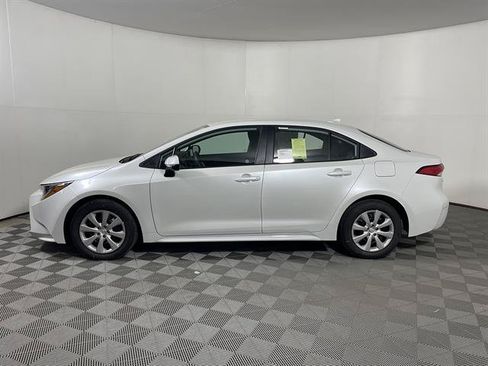 New 2026 Toyota Corolla LE FWD image 4