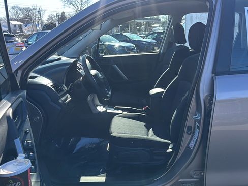 Used 2014 Subaru Forester 2.5i image 12