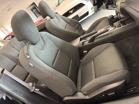 Used 2014 Chevrolet Camaro LT image 30