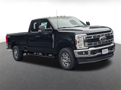 New 2025 Ford F350 XLT w/ FX4 Off-Road Package image 1