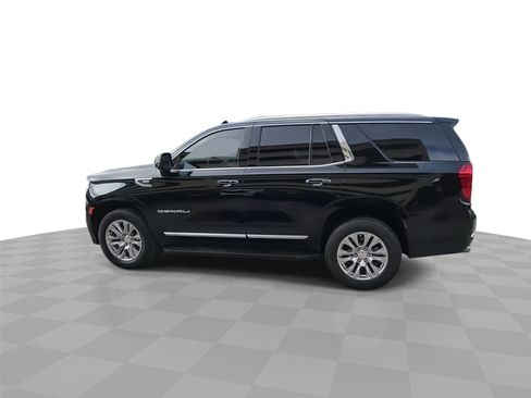 Used 2024 GMC Yukon Denali w/ Advanced Technology Package AWD/4WD image 6