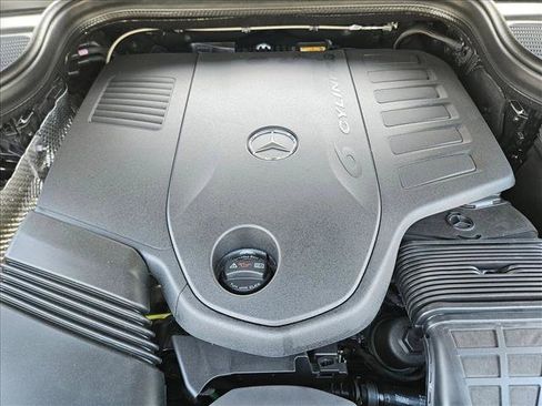 New 2026 Mercedes-Benz GLS 450 4MATIC image 17