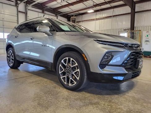 Used 2025 Chevrolet Blazer RS FWD image 7