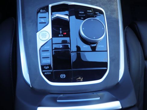 New 2026 BMW X5 xDrive40i w/ Premium Package image 40