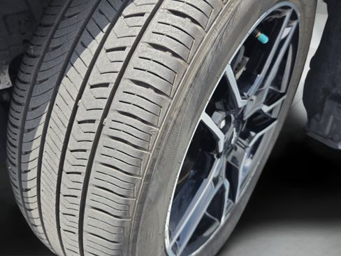 Used 2020 Ford Mustang Premium RWD image 33
