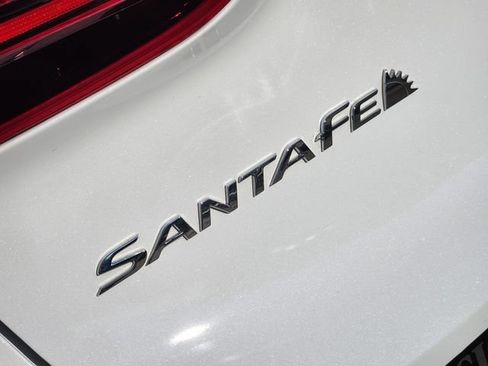 Used 2023 Hyundai Santa Fe SEL w/ Premium Package FWD image 12