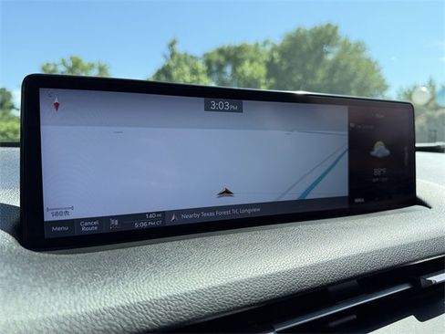 Used 2023 Genesis GV70 2.5T image 12