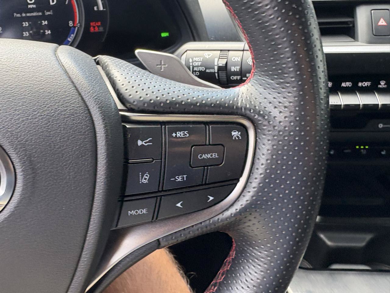 Used 2020 Lexus UX 200 F Sport FWD image 18