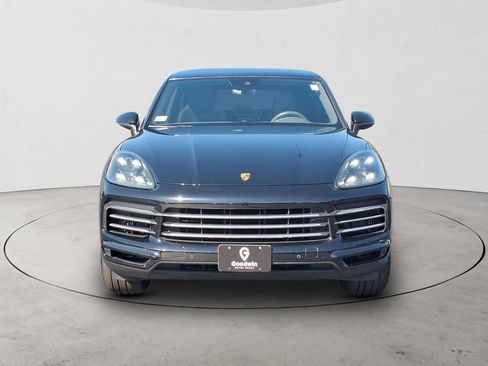 Used 2021 Porsche Cayenne w/ Premium Package Plus AWD/4WD image 2