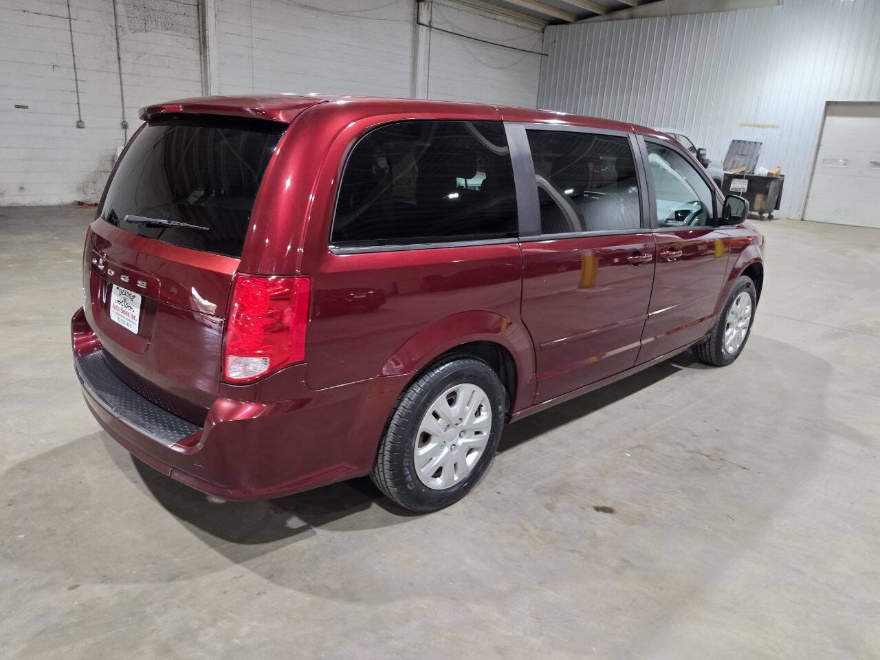 Used 2017 Dodge Grand Caravan SE w/ Power Window Group FWD image 12