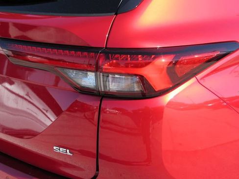 Used 2024 Mitsubishi Outlander SEL FWD image 13